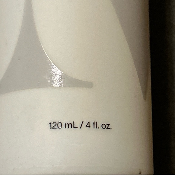 Morphe continous Mattifying Setting Spray 2.8 oz NEW IN BOX - Picture 3 of 8